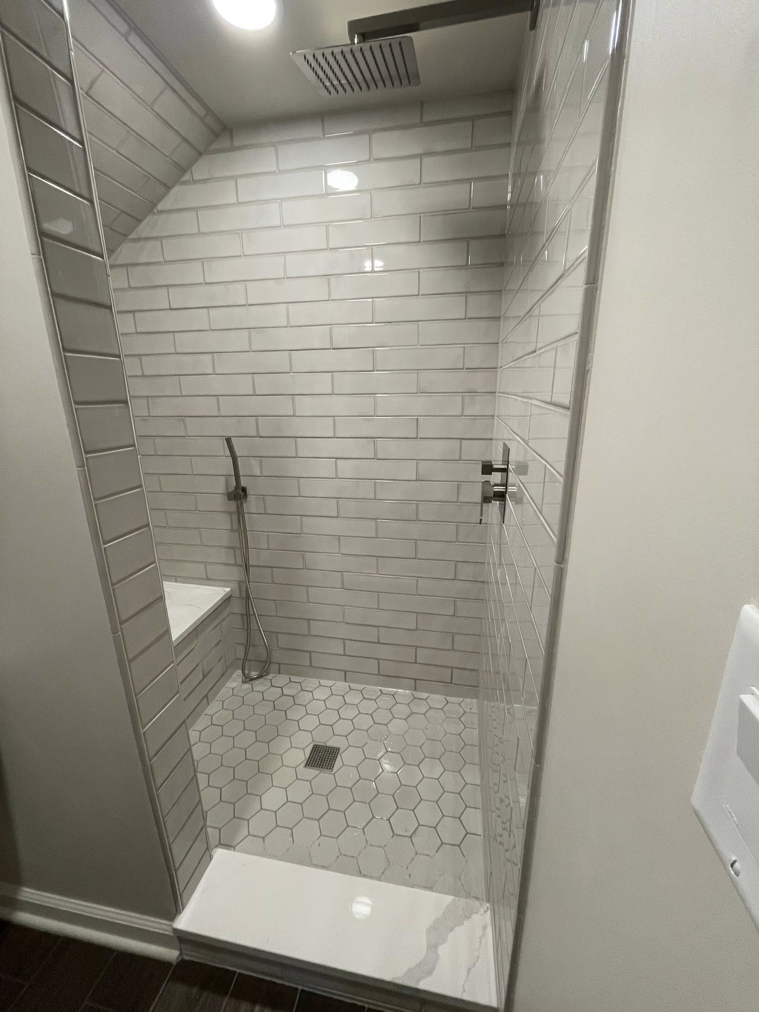 TL Renovation – 550495845 1415494597245667 8546490854829309525 N